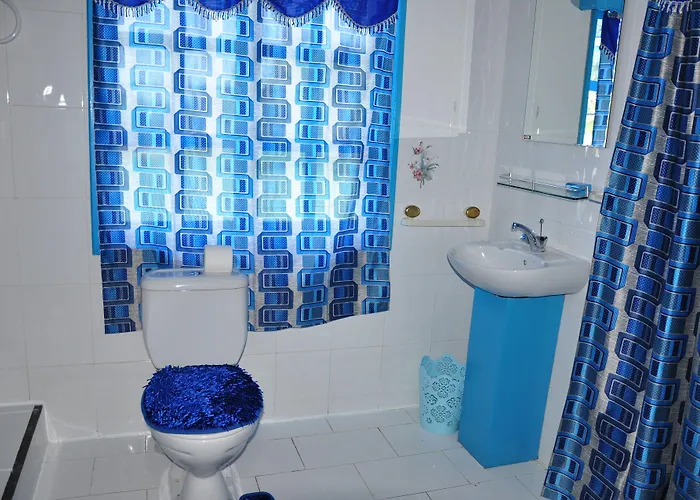 Le Chateau Bleu 2* Анс-о-Пен