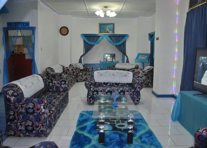 Le Chateau Bleu Отель 2*