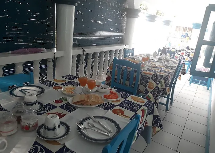 Le Chateau Bleu Отель 2*