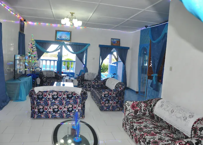 Le Chateau Bleu 2*